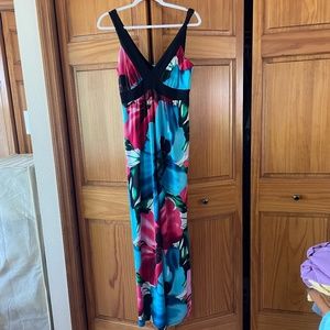 JFW Just For Wraps Floral Maxi Dress